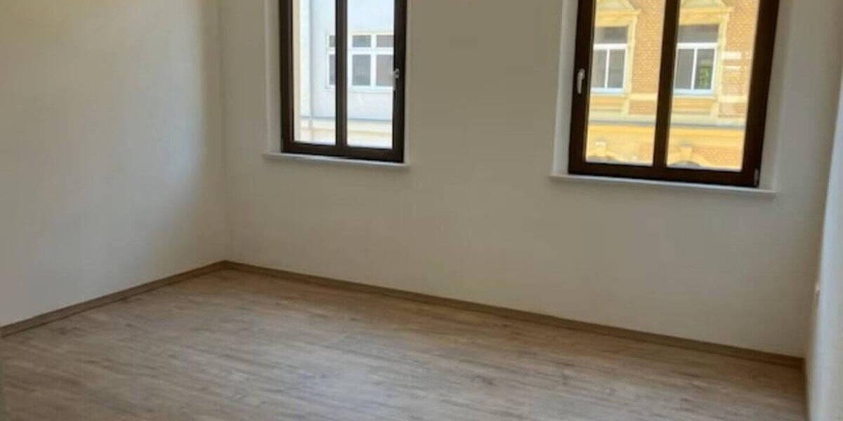 Etagenwohnung Plauen Stadtmitte - 2 Zimmer, 61 m&sup2;, 495&euro; | Angebot:26389271