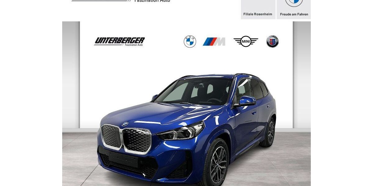 BMW iX1 2.900 km 57.390 &euro; Rosenheim 83026