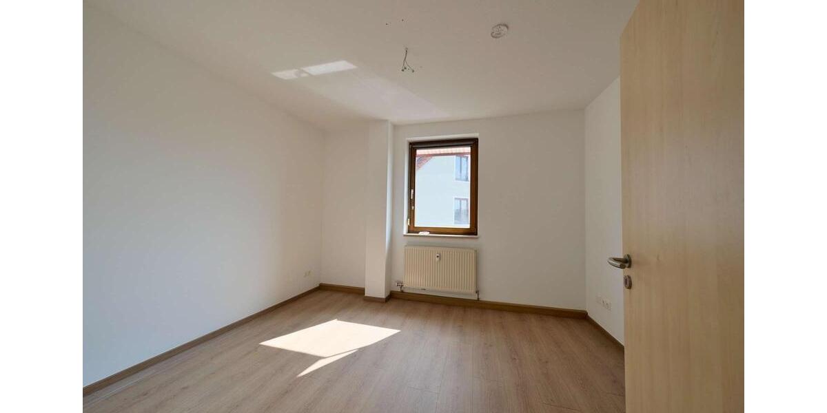 Etagenwohnung Pegnitz - 3 Zimmer, 100 m&sup2;, 750&euro; | Angebot:26335095