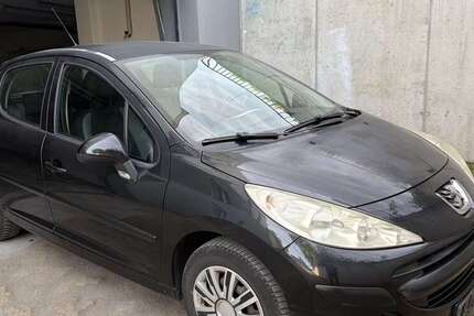 Peugeot 207 149.000 km 1.499 &euro; Aschaffenburg 63739