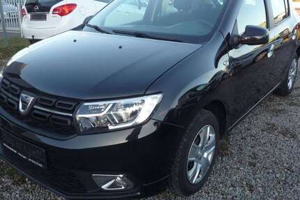 Dacia Sandero 78.000 km 8.999 € Mössingen 72116