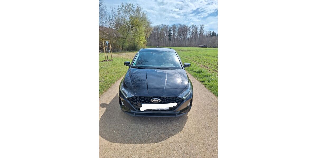 Hyundai i20 71.028 km 13.500 &euro; Amstetten 73340
