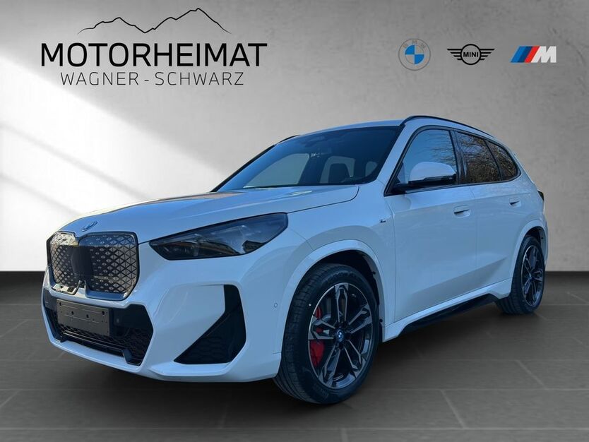 BMW iX1 5.272 km 56.975 € Kirchseeon 85614