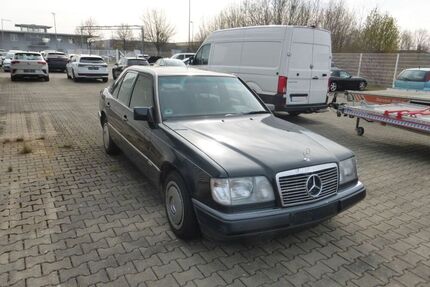 Mercedes E 200