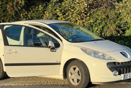 Peugeot 207 123.510 km 2.500 € Delitzsch 04509
