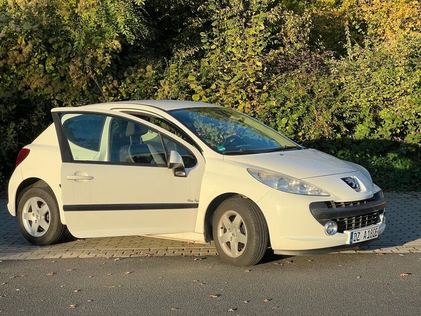 Peugeot 207 123.510 km 2.600 € Delitzsch 04509
