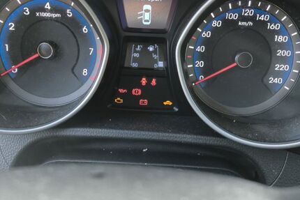 Hyundai i30 112.543 km 5.950 &euro; Krumbach (Schwaben) 86381