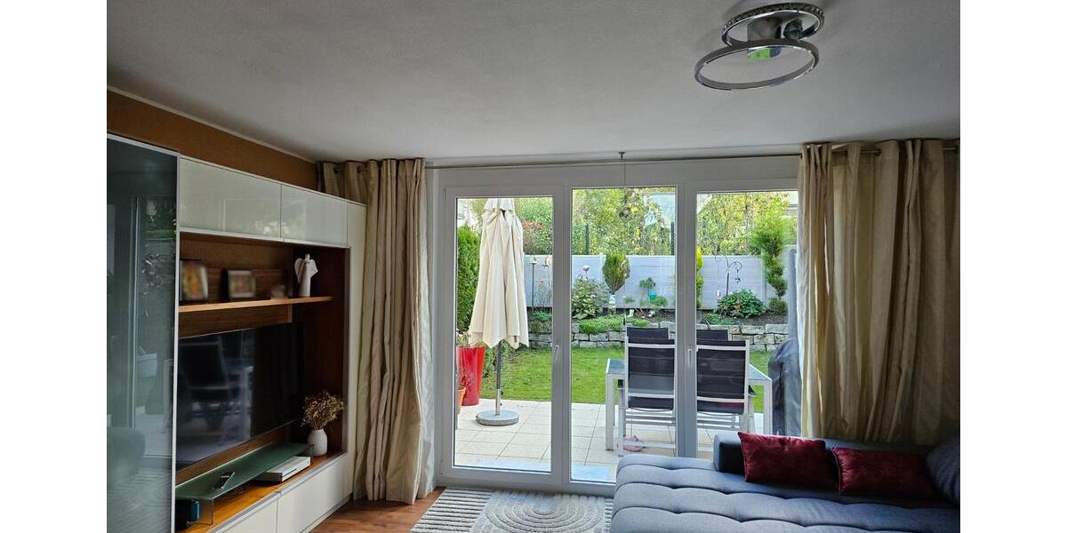 Doppelhaushälfte mit 5,5 Zi in Reutlingen direkt vom Besitzer 5.5 zimmer