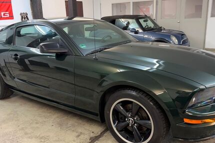 Ford Mustang 84.000 km 22.900 &euro; Schöneck 61137