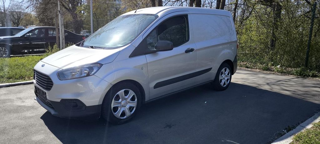 Ford Transit Courier 34.000 km 9.750 &euro; Rheinzabern 76764