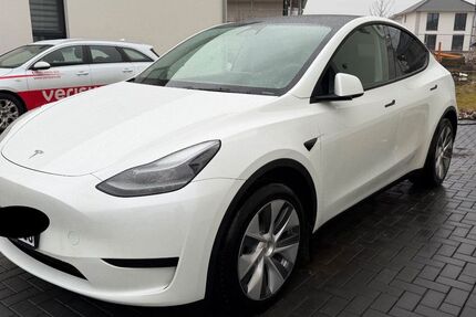 Tesla Model Y 40.000 km 35.000 &euro; Ahrensfelde 16356