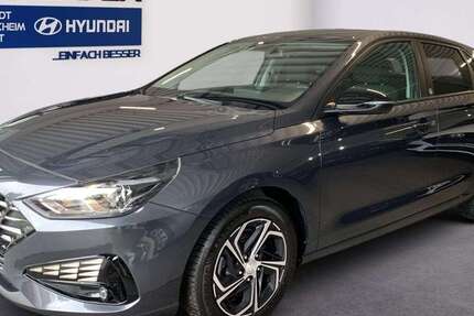 Hyundai i30 54.265 km 15.980 &euro; Bad Dürkheim 67098