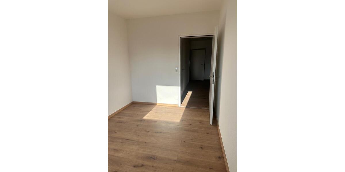 Etagenwohnung Bensheim - 3 Zimmer, 95 m&sup2;, 1.100&euro; | Angebot:26317159