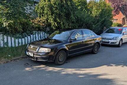 Skoda Superb 258.000 km 1.750 € Hamburg 21077