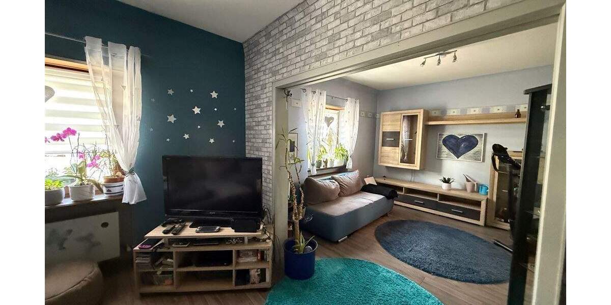 Charmantes Einfamilienhaus mit gepflegtem Obstgarten in 66346 Köllerbach zu verkaufen 6 zimmer