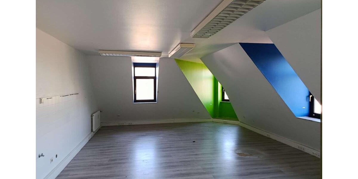 Sie haben ein Geschäftskonzept - Wir die passende Fläche(n) in Brake zimmer