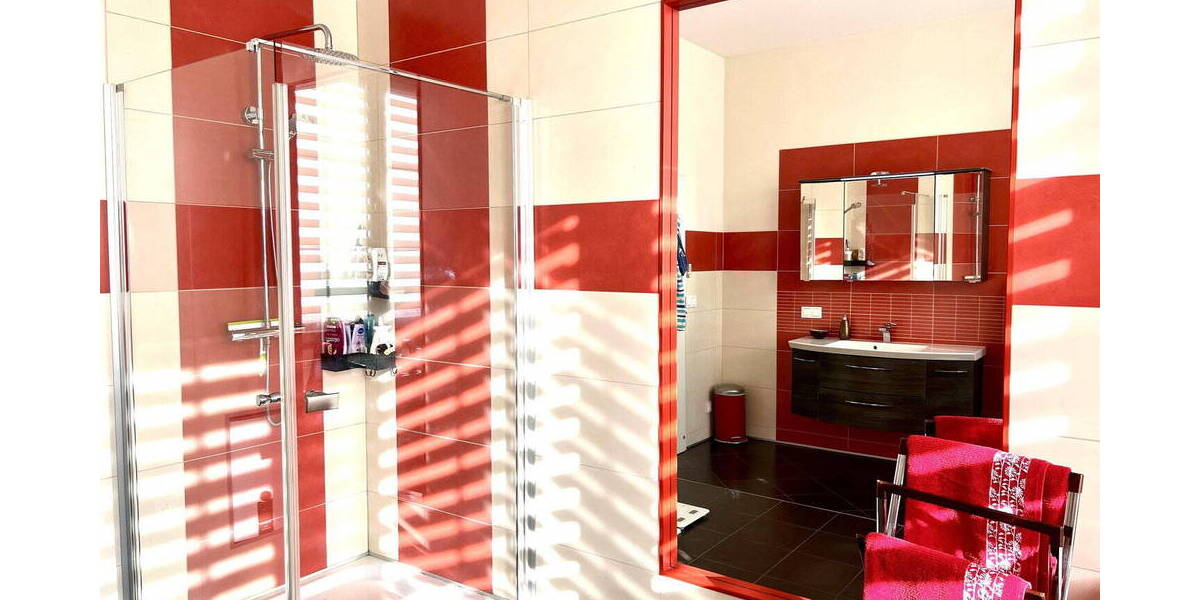 Etagenwohnung Dresden Friedrichstadt - 8 Zimmer, 240 m&sup2;, 549.000&euro; | Angebot:26837130