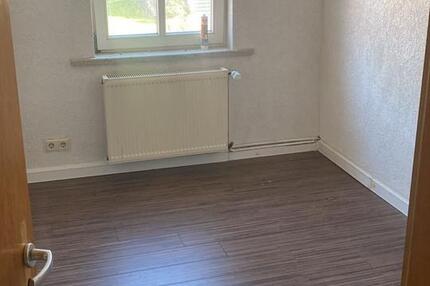 Große Wohnung in gierswaldeUslar zu vermieten