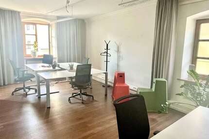 Büro in Grafing 2.250 € 34 m² zimmer