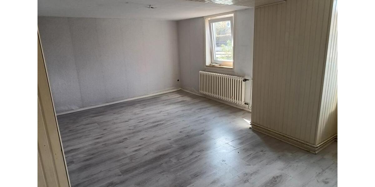 Mehrfamilienhaus, Wohnhaus Ilsede - 8 Zimmer, 198 m&sup2;, 155.000&euro; | Angebot:26416093