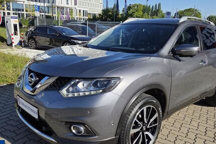 Nissan X-Trail 71.664 km 16.899 &euro; Wolfsburg 38446