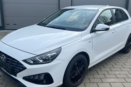 Hyundai i30 18.100 km 20.490 &euro; Volkach 97332