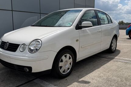 VW Polo 131.304 km 4.495 &euro; Hamburg 22159