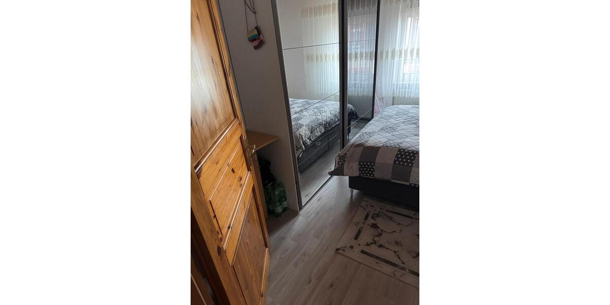 Etagenwohnung Ludwigshafen am Rhein Ludwigshafen-Hemshof - 4 Zimmer, 96 m&sup2;, 1.650&euro; | Angebot:25934719