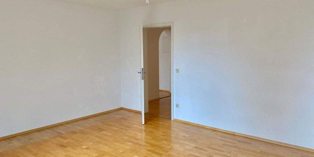 Etagenwohnung Donaeuschingen Donaueschingen - 6 Zimmer, 220 m&sup2;, 490.000&euro; | Angebot:25426605