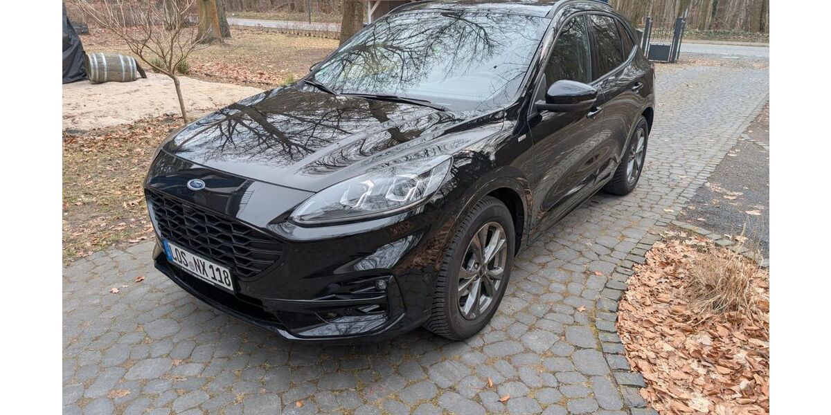 Ford Kuga 95.000 km 14.500 &euro; Bad Saarow 15526