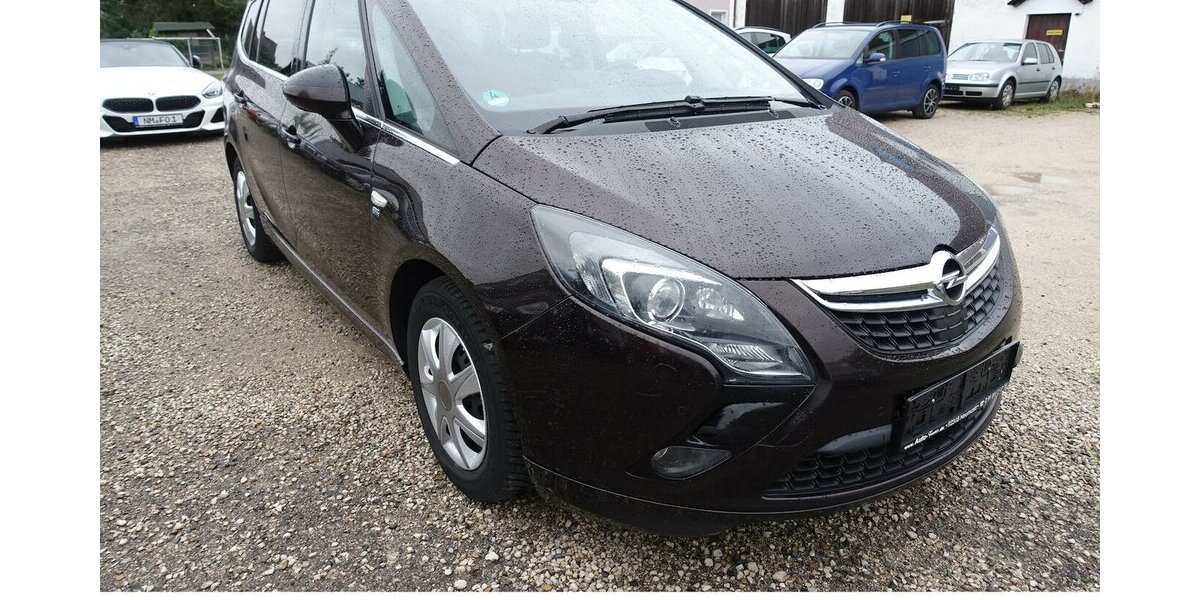 Opel Zafira Tourer Innov. OPC-Line DAB Navi Kamera 7-Si 280.700 km 6.950 &euro; Neumarkt/OPf 92318