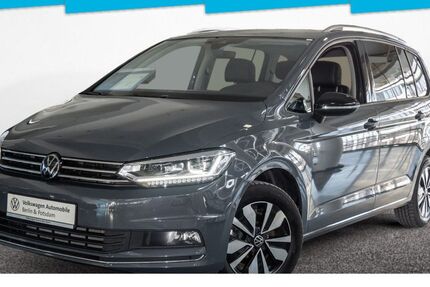 VW Touran 23.981 km 32.933 &euro; Berlin 10587