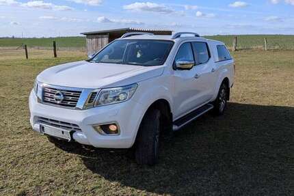 Nissan Navara 90.000 km 28.800 &euro; Löwenberger Land 16775