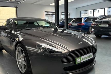 Aston Martin V8 Vantage 21.000 km 57.999 € Solingen 42697