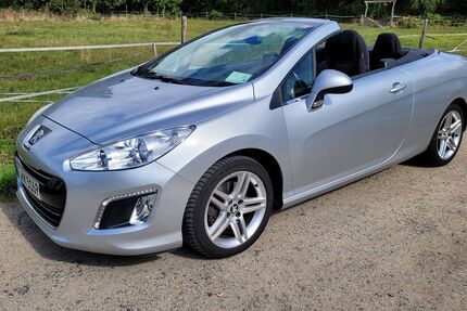 Peugeot 308 158.000 km 7.399 &euro; Frankfurt 60437