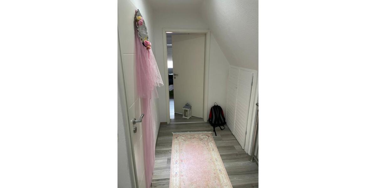 Einfamilienhaus Wetzlar Nauborn - 5 Zimmer, 105 m&sup2;, 330.000&euro; | Angebot:26770398