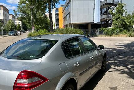 Renault Megane 210.000 km 2.250 &euro; Berlin 10315