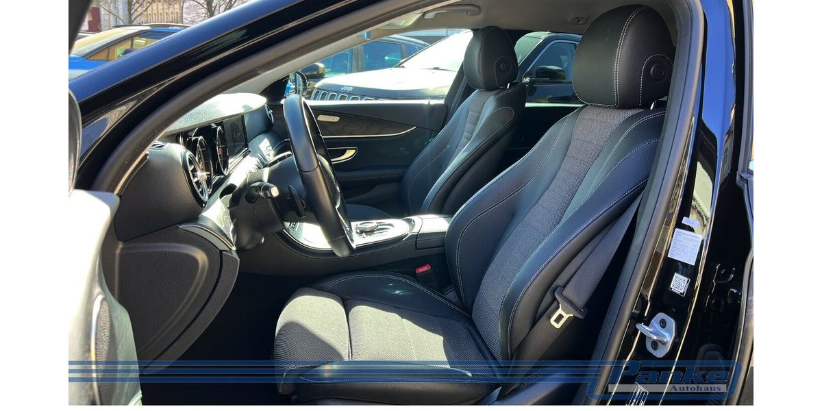 Mercedes-Benz E 200 T-Modell 9G*LED*RFK*NAV*SHZ*Ambient*TotW* 61.566 km 24.990 &euro; Berlin 13187