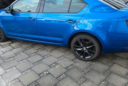 Skoda Octavia 98.522 km 18.300 &euro; friedrichshafen 88045