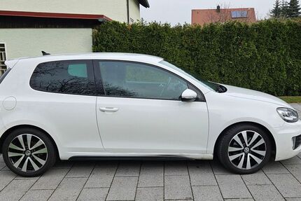VW Golf 292.000 km 6.500 &euro; Obertraubling 93083