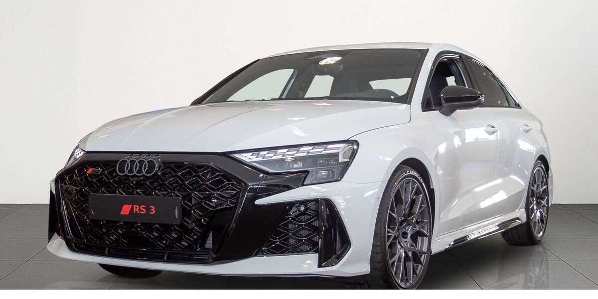 Audi RS3 2.420 km 72.240 &euro; Diez 65582