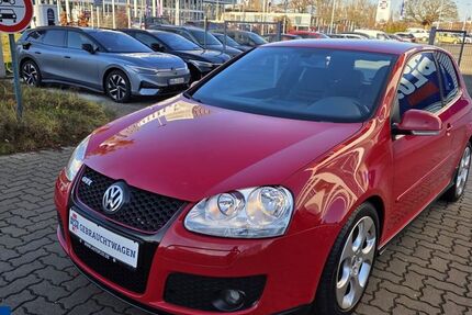 VW Golf 110.403 km 10.989 &euro; Wolfsburg 38446