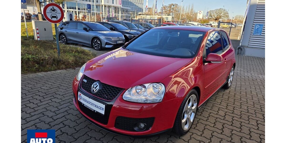 VW Golf 110.403 km 10.989 &euro; Wolfsburg 38446