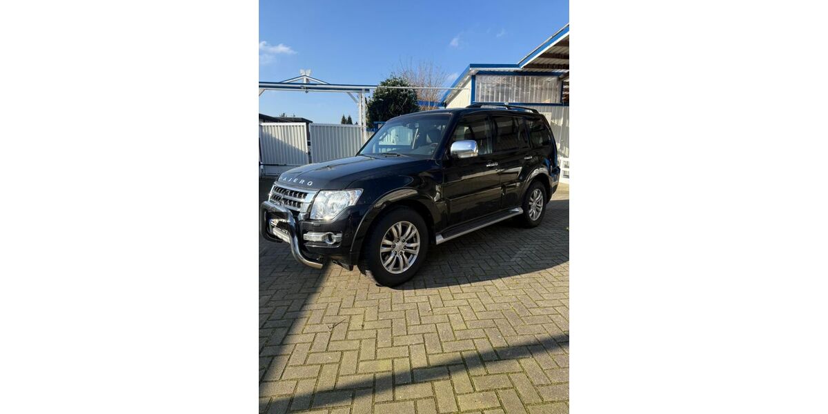 Mitsubishi Pajero 195.483 km 18.500 &euro; Werlte 49757