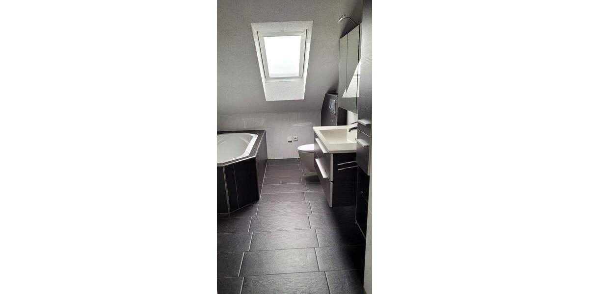 Etagenwohnung Bretten-Diedelsheim Diedelsheim - 3 Zimmer, 102 m&sup2;, 1.070&euro; | Angebot:25073127