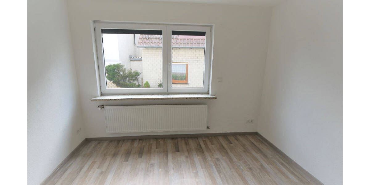 Etagenwohnung Coburg Lützelbuch - 4 Zimmer, 75 m&sup2;, 650&euro; | Angebot:26695214