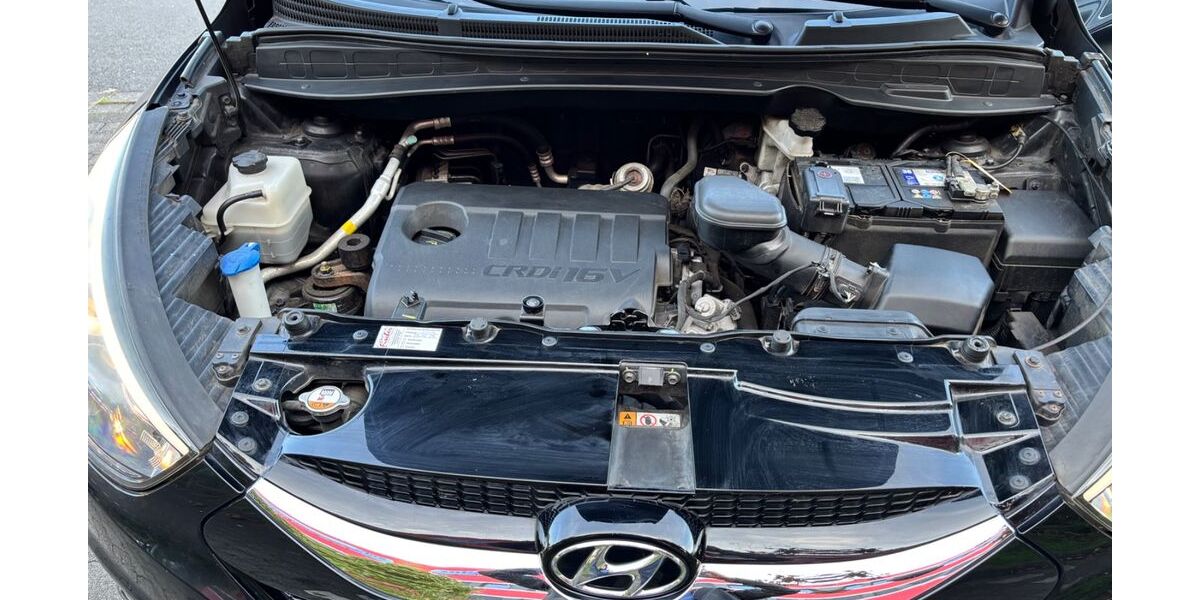 Hyundai ix35 135.000 km 9.990 &euro; Köln 50969