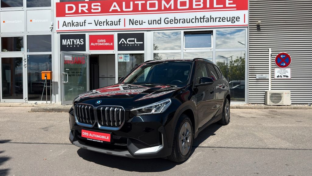 BMW iX1 33.767 km 33.200 &euro; Rosenheim 83026