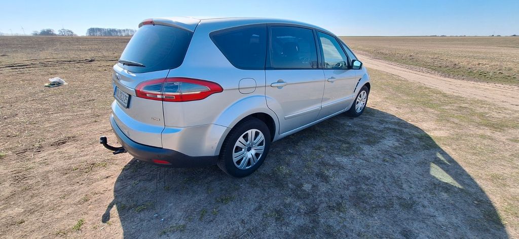 Ford S-Max 232.900 km 5.599 &euro; Rehfelde 15345