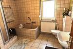 Etagenwohnung Laichingen Feldstetten - 7 Zimmer, 202 m&sup2;, 299.000&euro; | Angebot:25695100